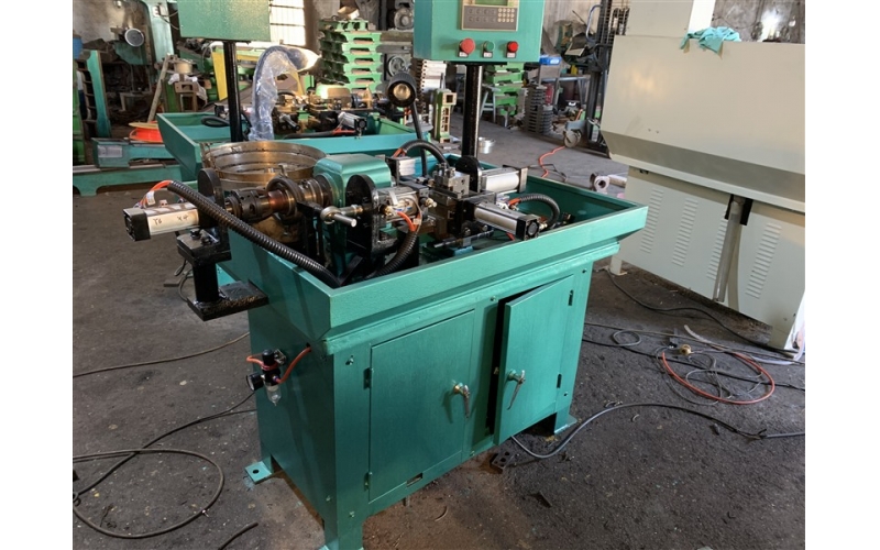 全自動儀表車床的高效加工與智能出料